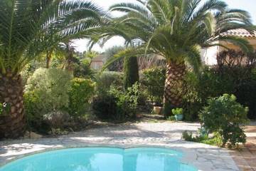 Villa pour 8 personnes, avec jardin et terrasse à Sanary-sur-Mer