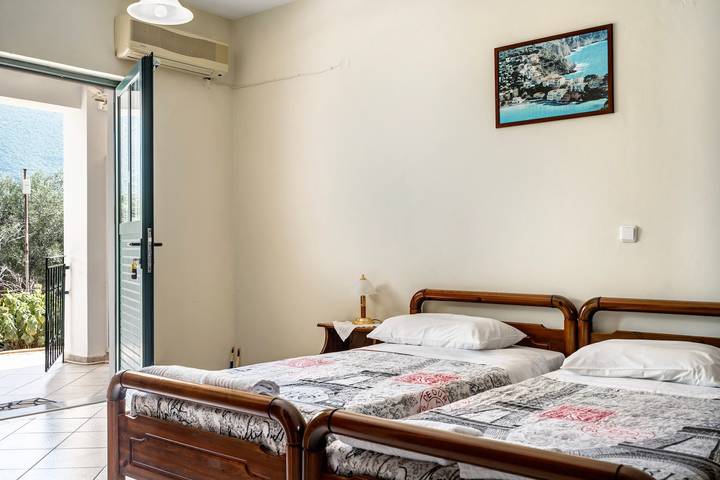 Entire studio, Studio "Daratos 5" with Shared Garden & Wi-Fi in Sami, Kefalonia