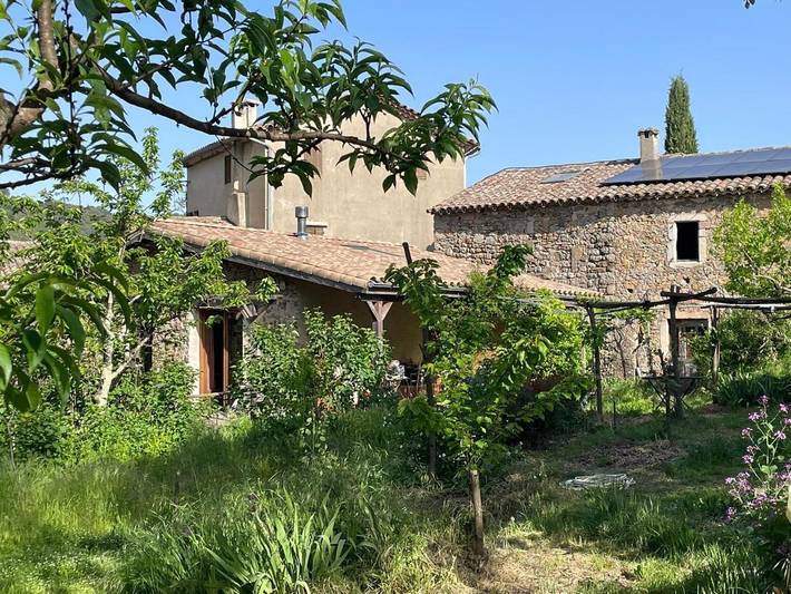 Location de vacances pour 2 personnes, avec vue ainsi que balcon et jardin à Lasalle - 4