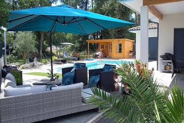 Location de vacances pour 6 personnes, avec piscine et terrasse, animaux acceptés à Margaux