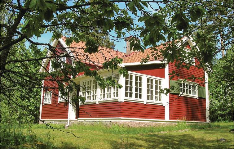 Hus för 6 Personer med bastu in Vimmerby