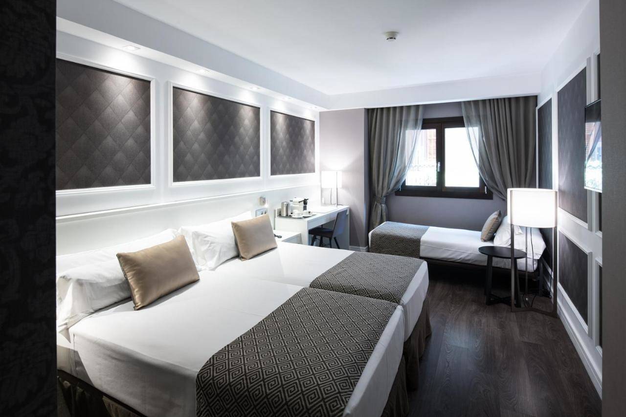 Hôtel pour 10 personnes avec jacuzzi in Barcelona Centre, Barcelone
