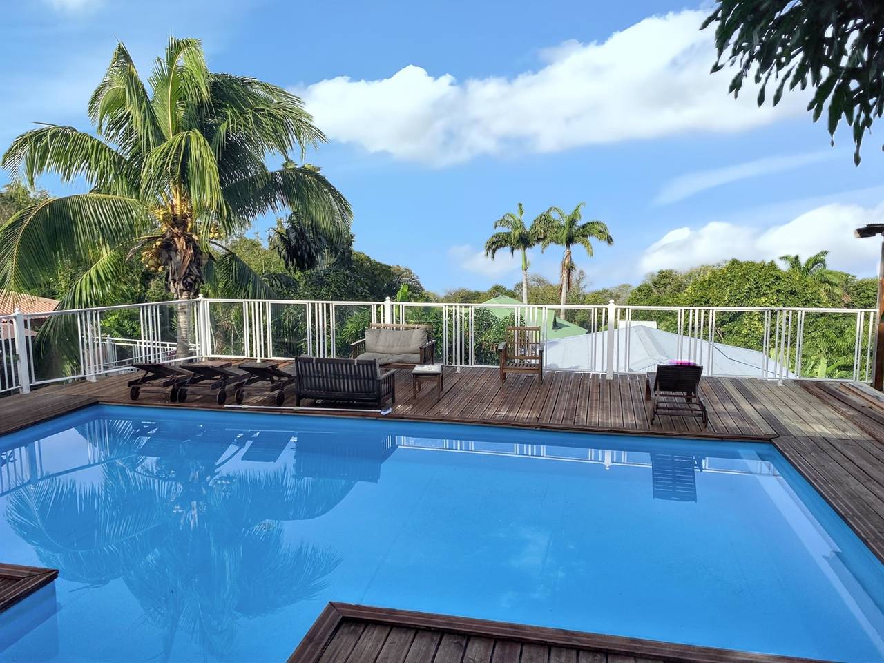 Casa espaciosa en Pointe-Noire con piscina compartida 110 m² in Pointe-Noire, Guadalupe