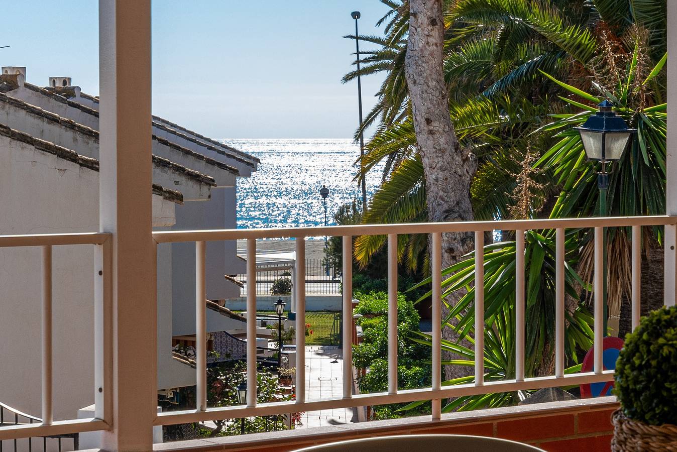 Holiday Home "Casa Pepe Junto al Mar" with Sea View and Terrace in Urbanizacion La Esperanza, Vélez-Málaga