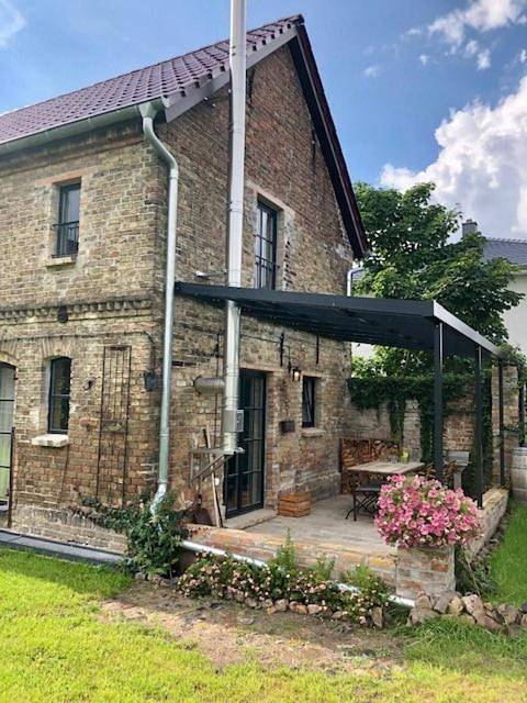 Ferienwohnung für 4 Personen, mit Terrasse und Garten sowie Ausblick in Beelitz