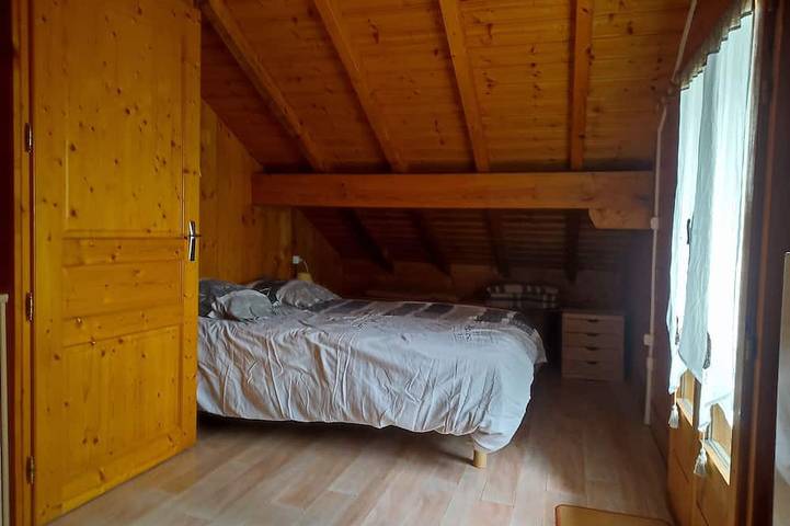 Gîte pour 6 personnes, avec balcon et jardin, animaux acceptés à Cerniébaud - 3