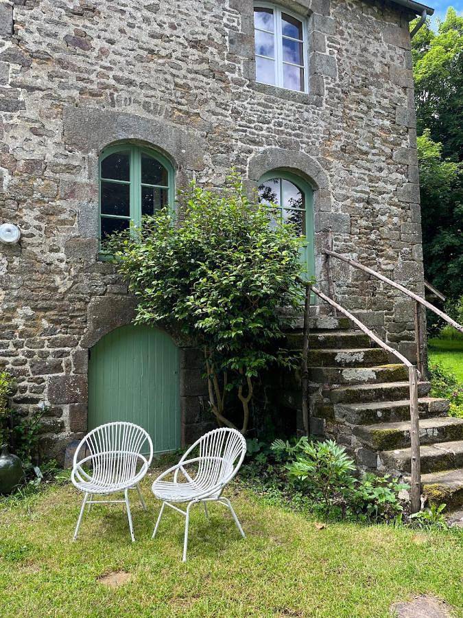 Gîte pour 5 personnes, avec jardin et vue à Ambrières-les-Vallées