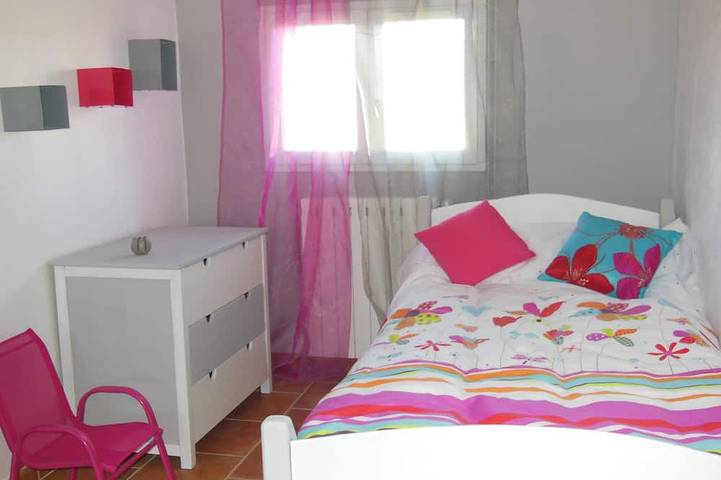 Gîte pour 3 personnes, avec terrasse et jardin, animaux acceptés dans Dentelles de Montmirail - 3