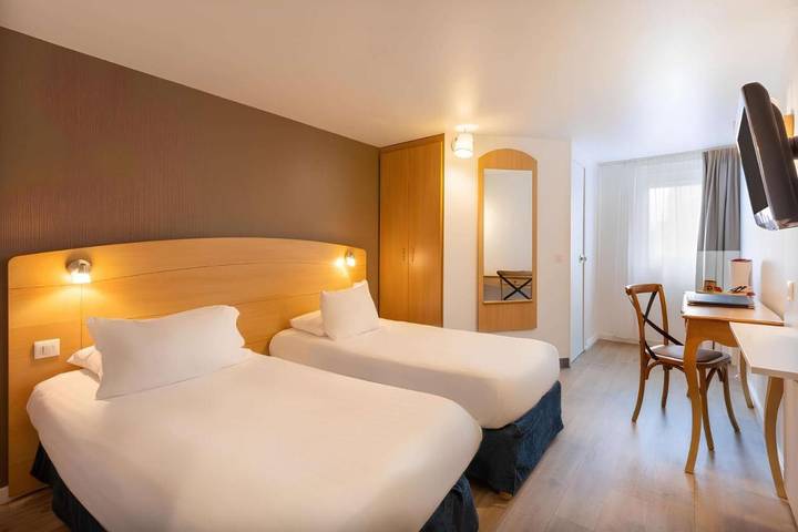 Hôtel pour 2 personnes, avec terrasse et jardin à Plaisir (Yvelines) - 3