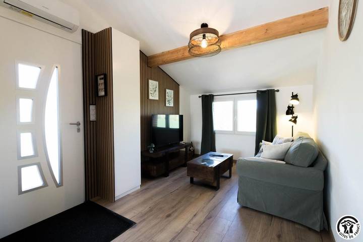 Gîte pour 2 personnes, avec piscine ainsi que jacuzzi et jardin à Lagardelle-sur-Lèze