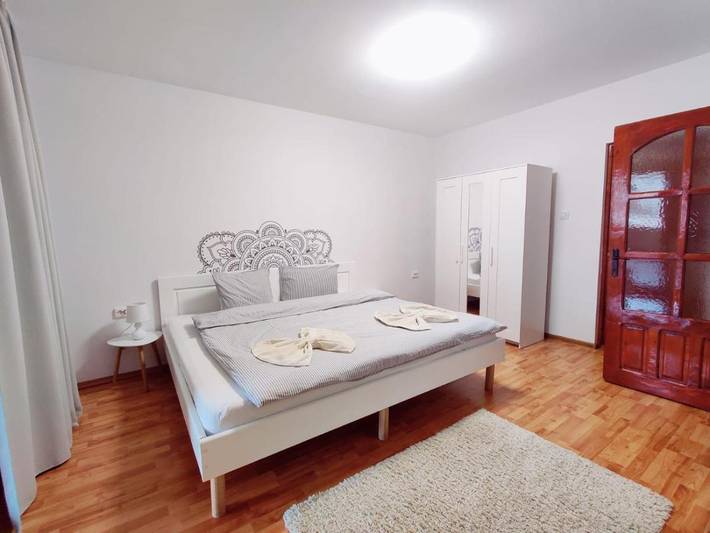 Gîte pour 7 personnes, avec terrasse dans Mureș - 3