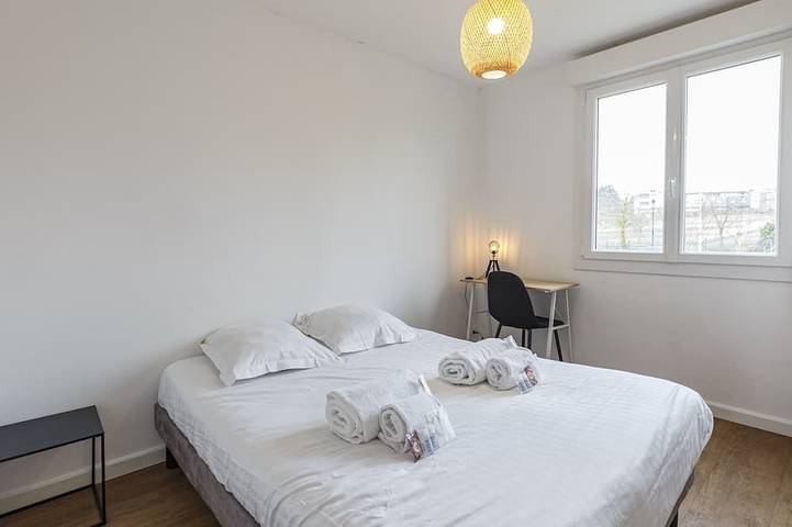 Ganze Wohnung, Appartement chaleureux au cœur du centre-ville in Laval, Mayenne