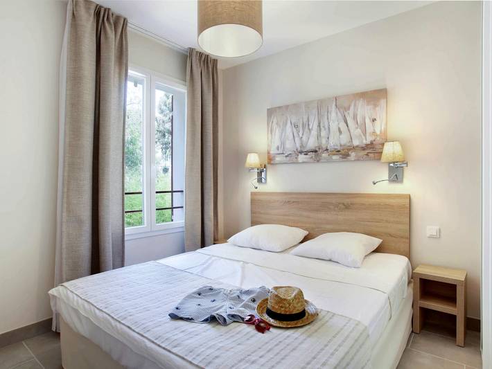 Gîte pour 6 personnes, avec balcon ainsi que bassin pour enfant et sauna à Cavalaire-sur-Mer - 4