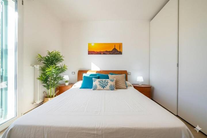 Gîte pour 6 personnes, avec vue ainsi que jardin et terrasse à Pompeiana - 4