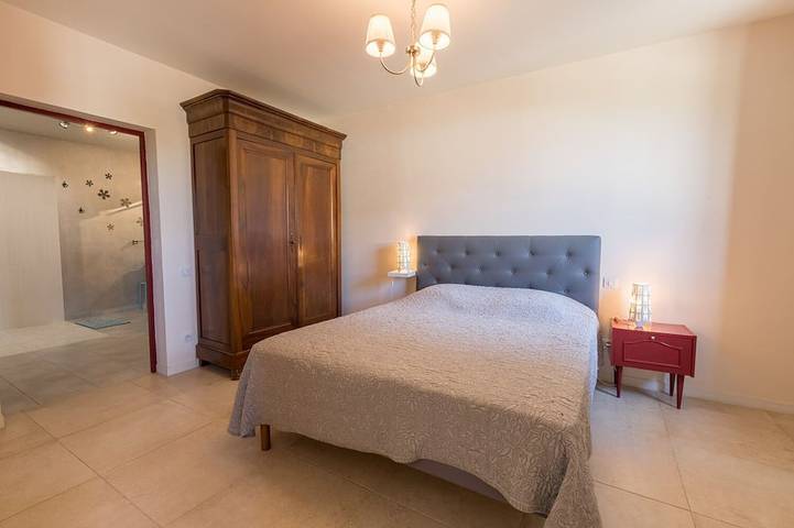 Location de vacances pour 15 personnes, avec terrasse à Lerné - 3