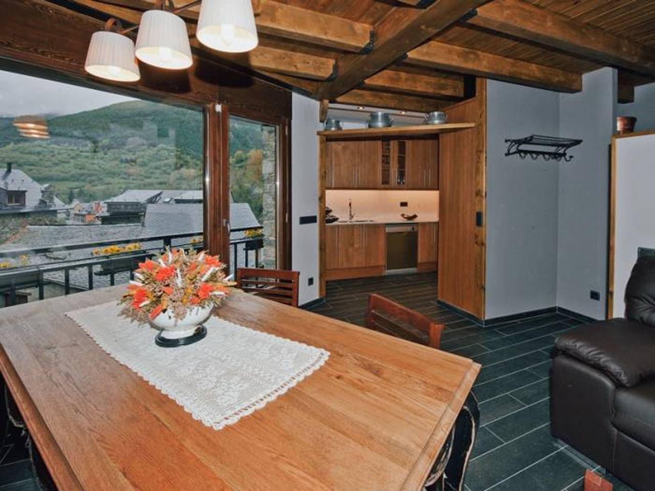 Cozy House near Aigüestortes Park, 6 ppl, Pets welcome in Espot (Skiing), Espot