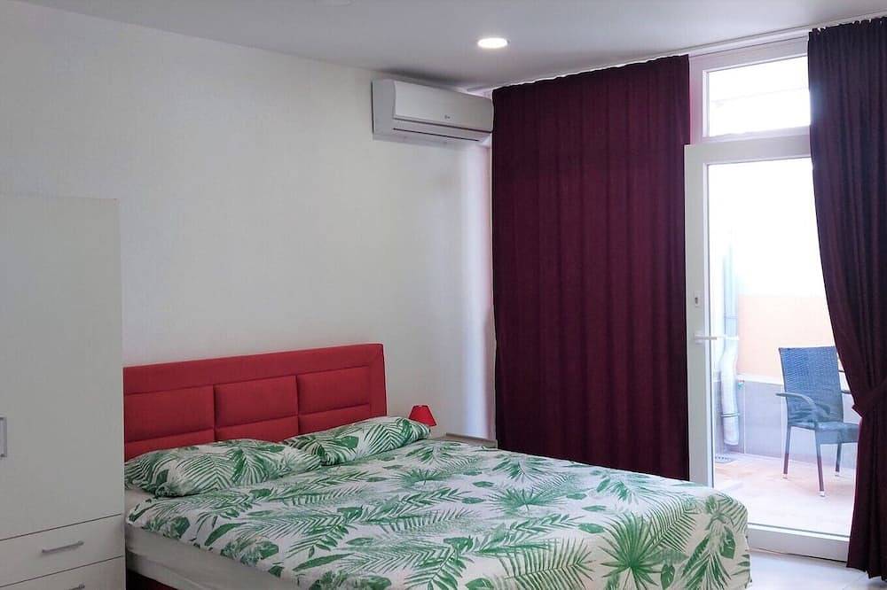 Cijeli apartman, Studio apartment near the beach - Amore 2 in Umag, Umag Region