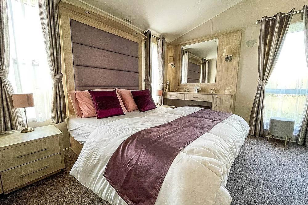 Wonderful 6 berth caravan for hire by a stunning Norfolk beach in California (Great Yarmouth), Great Yarmouth
