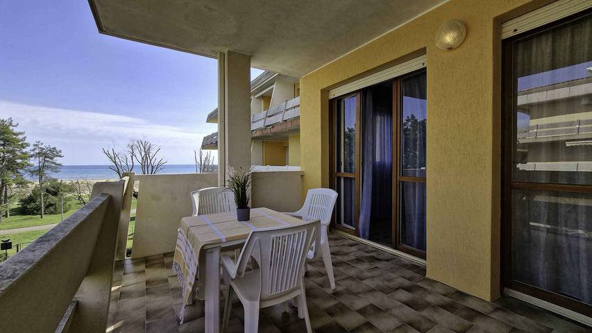 Gîte pour 6 personnes, avec balcon à Bibione - 3