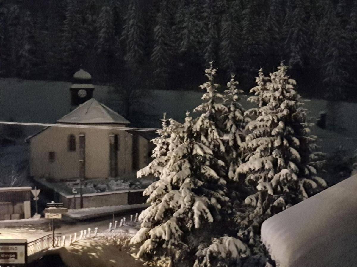 Appartement entier, Dvacances Résidence les tavaillons in Mijoux, Parc naturel régional du Haut-Jura