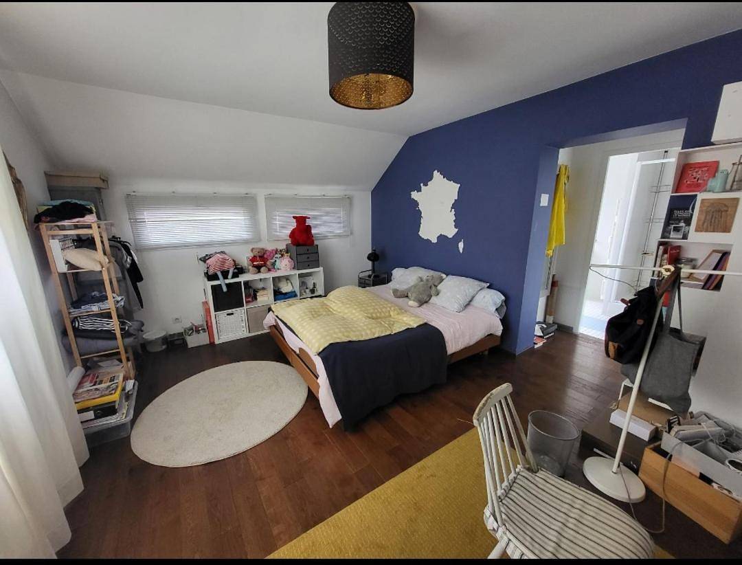 Appartement de vacances entier, Double Room with Pool View in Talant, Région de Dijon