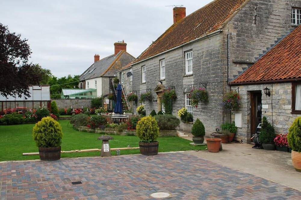 Romantic Four Poster Bed Room on Somerset Levels in Godney, Somerset
