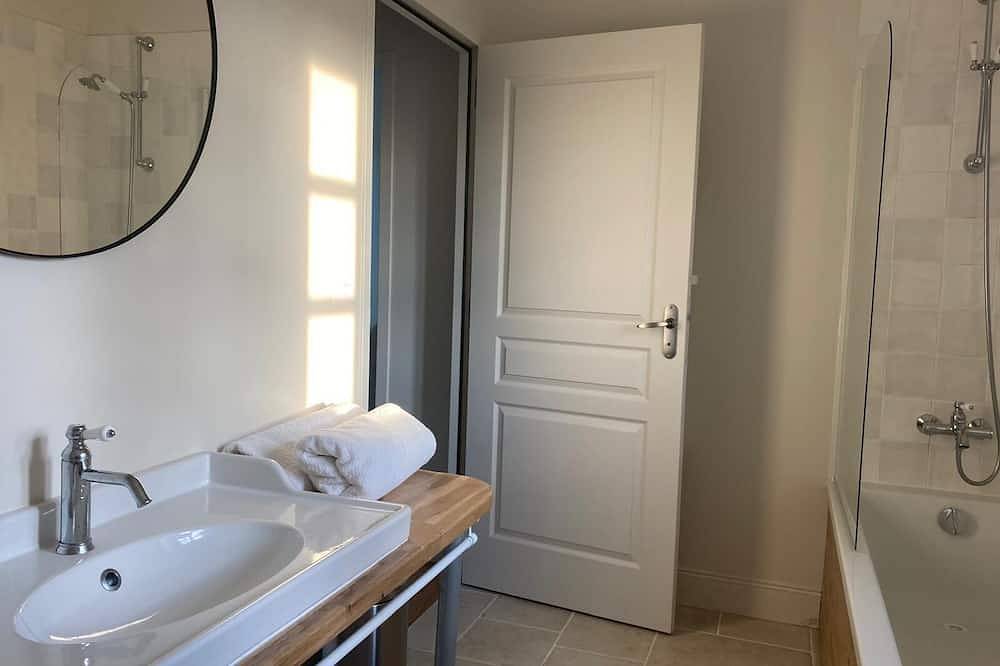 A haven of peace just a few minutes from the sea, ideal for families in Montmartin-sur-Mer, Coutances und Umgebung