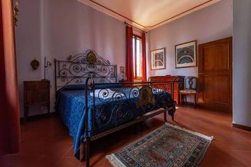Villa for 11 Guests in Siena, Siena Province, Picture 2