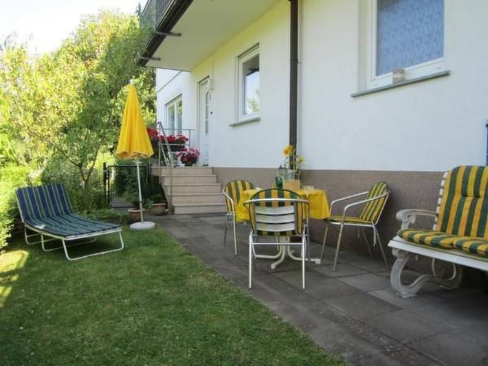 Ferienwohnung für 2 Personen, mit Terrasse und Garten sowie Ausblick in Bullay - 4