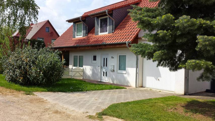 Ferienhaus für 6 Personen, mit Balkon und Terrasse sowie Garten in Einbeck