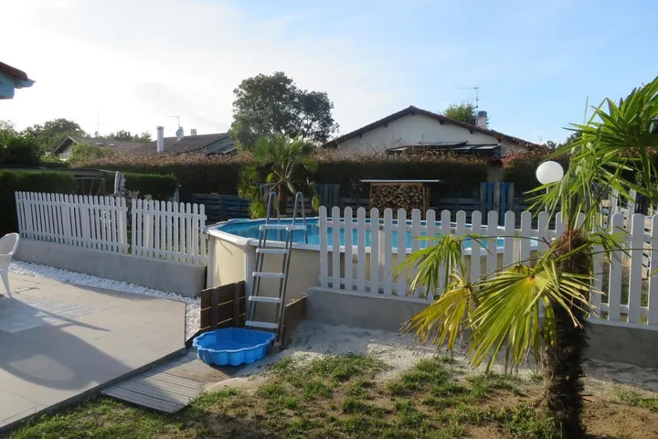 Casa de vacaciones para 5 personas, con terraza además de jardín y piscina, Se admiten mascotas - 1