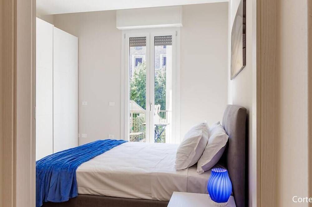 Entire apartment, Casa Valentina - 4 guests - Wifi Train Station Parking in Modena, Modena Province