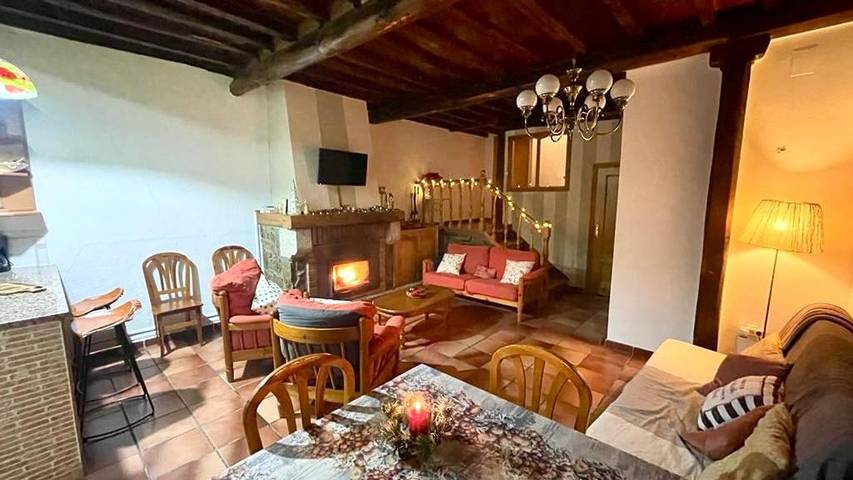 Casa rural para 10 personas, con Balcón además de Terraza y Vistas en Molinillo - 4