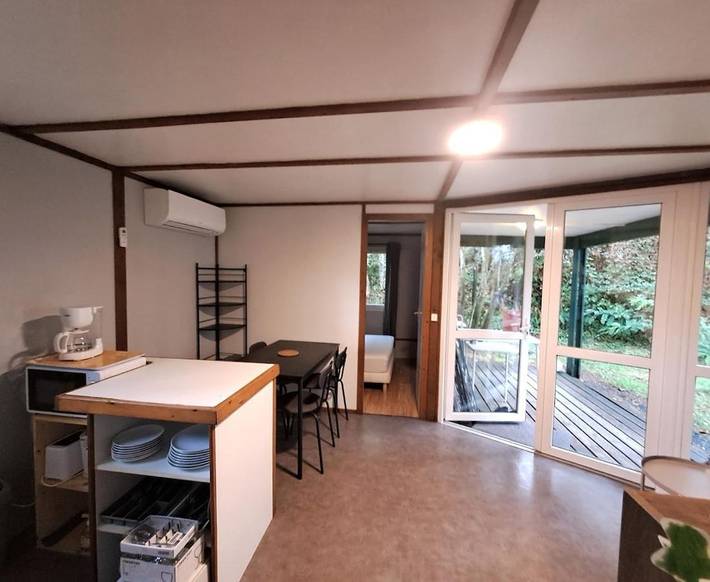 Location de vacances pour 6 personnes, avec terrasse et piscine à Herm - 2
