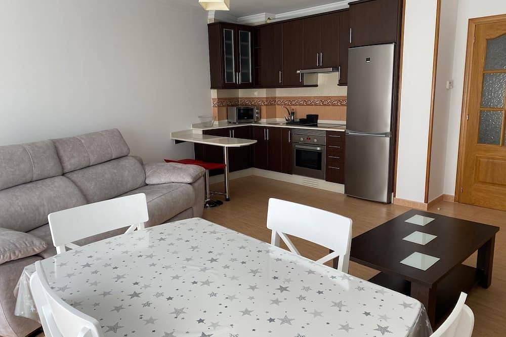 Entire apartment, Apartment in the pearl of Cantábrico, beach and nature at your fingertips in Foz, Galician Coast