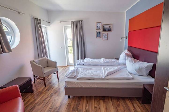 Ganze Wohnung, Ferienwohnung/App. für 4 Gäste mit 35m² in Waren in Waren (Müritz), Müritz