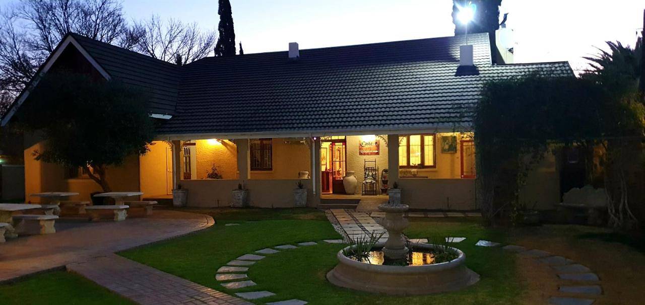 Castello Guesthouse Vryburg in Vryburg, Northwest