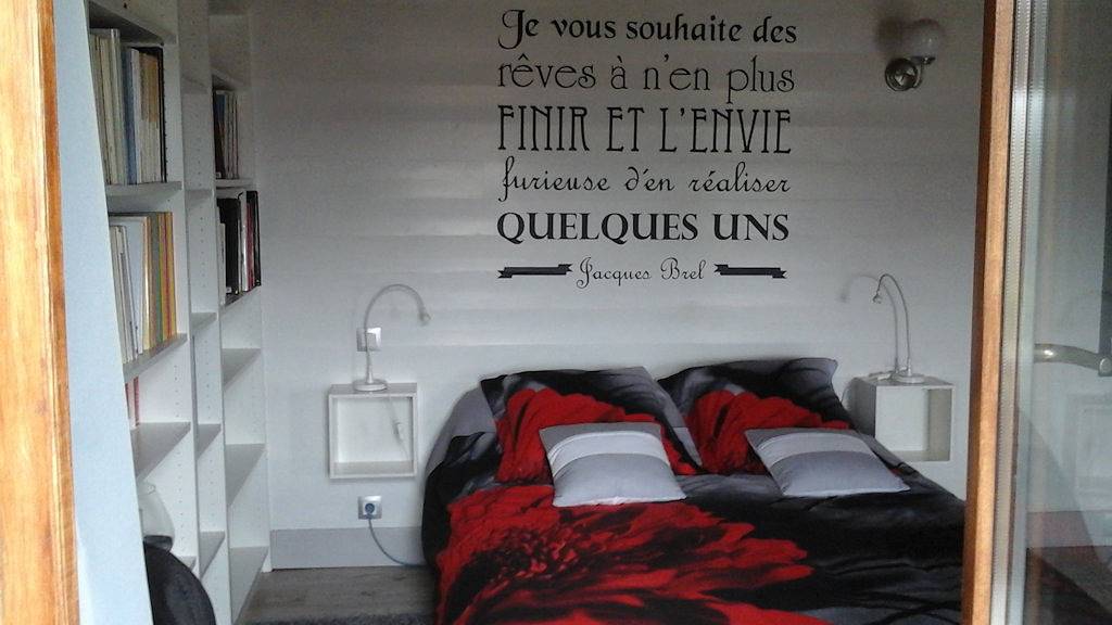 Juste Pour le Plaisir - Chambre grise in Saint-Pierre-d'Albigny, Région de Chambéry