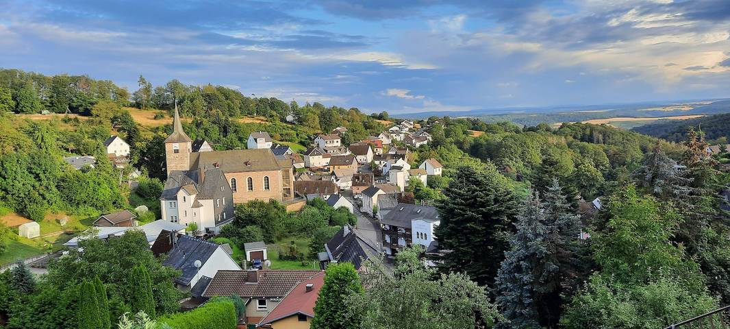 Ganze Ferienwohnung, Ferienwohnung mit großer Terrasse in Winden (Nassau), Lahn-Taunus