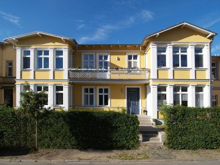 Ferienwohnung für 3 Personen, mit Terrasse und Garten, kinderfreundlich in Ahlbeck