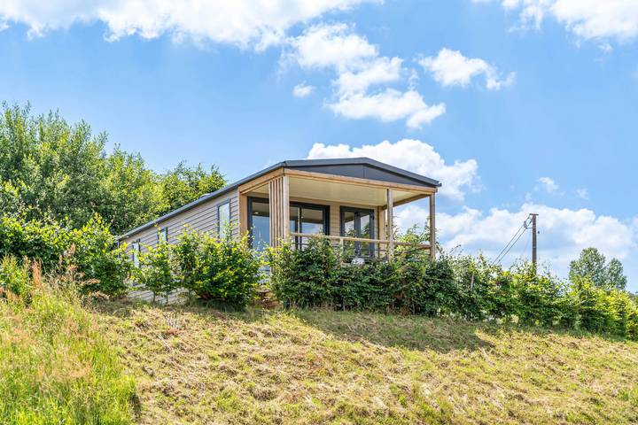 Ferienhaus für 4 Personen, mit Terrasse und Pool