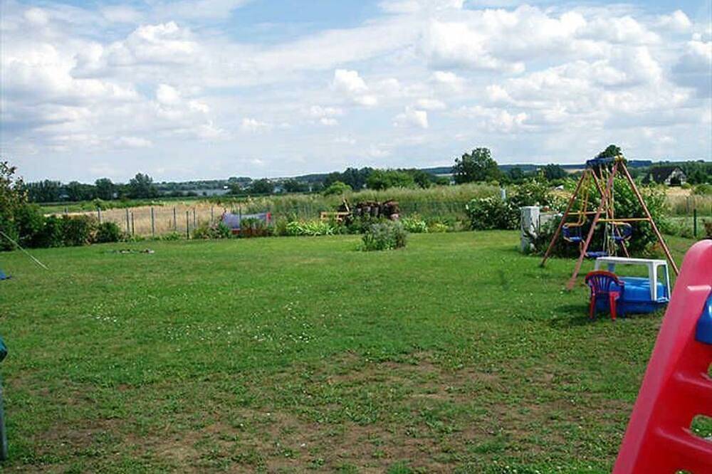 Ganze Wohnung, Familien-Ferienhaus unweit vom Kummerower See in Malchin, Kummerower See