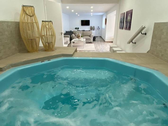 Chalet para 10 personas, con Jacuzzi y Terraza además de Jardín y Piscina en Santa Cruz de Tenerife - 4