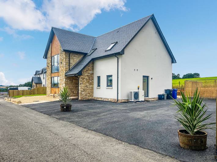 Log cabin for 8 people, with garden in Berwick-upon-Tweed
