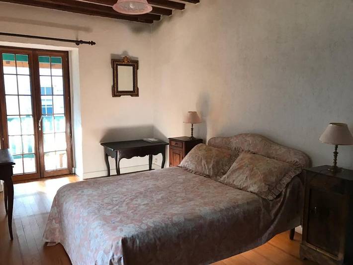 Location de vacances pour 6 personnes, avec vue et jardin à Borce - 2