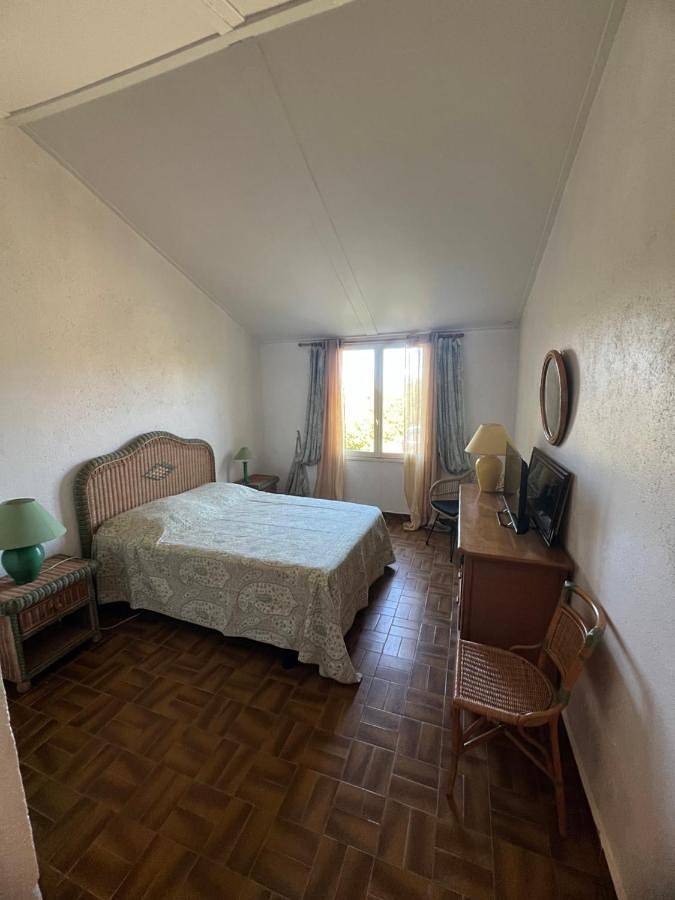 Location de vacances pour 2 personnes, avec Terrasse à Belvédère-Campomoro - 2