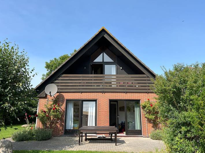Ferienhaus für 5 Personen, mit Balkon und Terrasse sowie Garten in Westermarkelsdorf