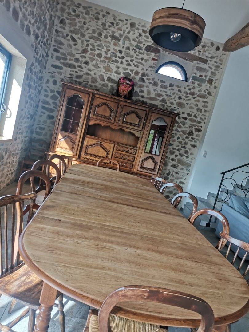 Gite La Grange in Sainte-Colombe-sur-Gand, Région de Roanne