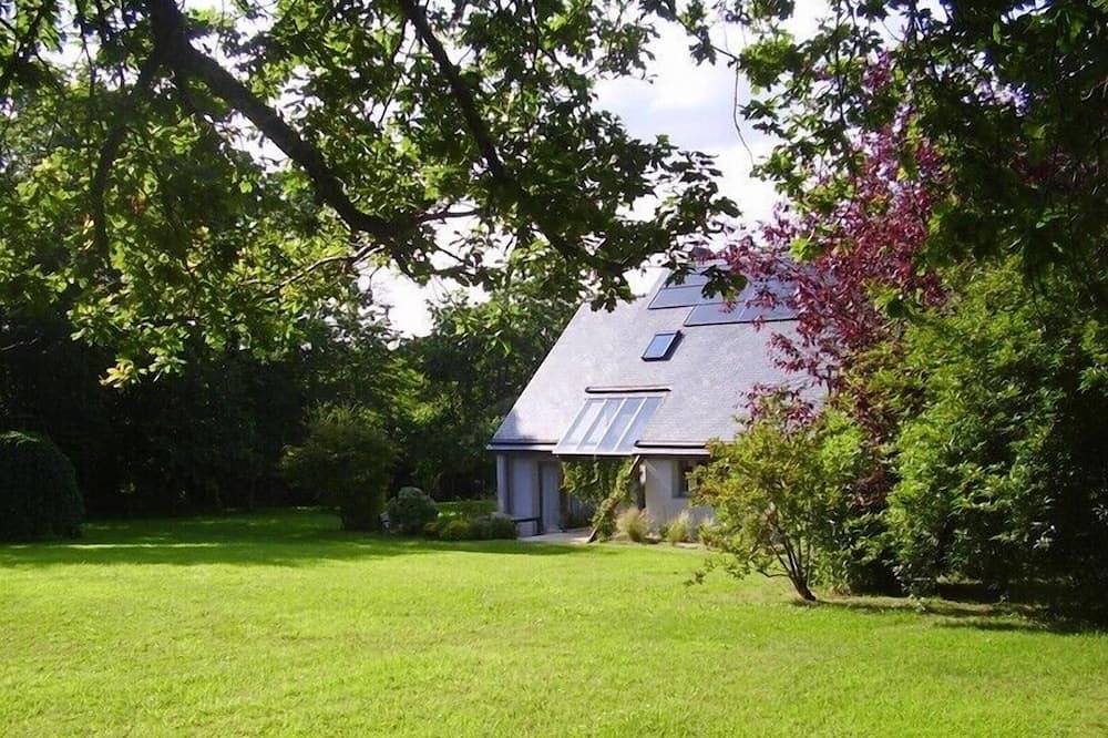 Ganze Wohnung, Schönes Einzelapartment mit großem Garten in La Forêt-Fouesnant, Côte de Cornouaille