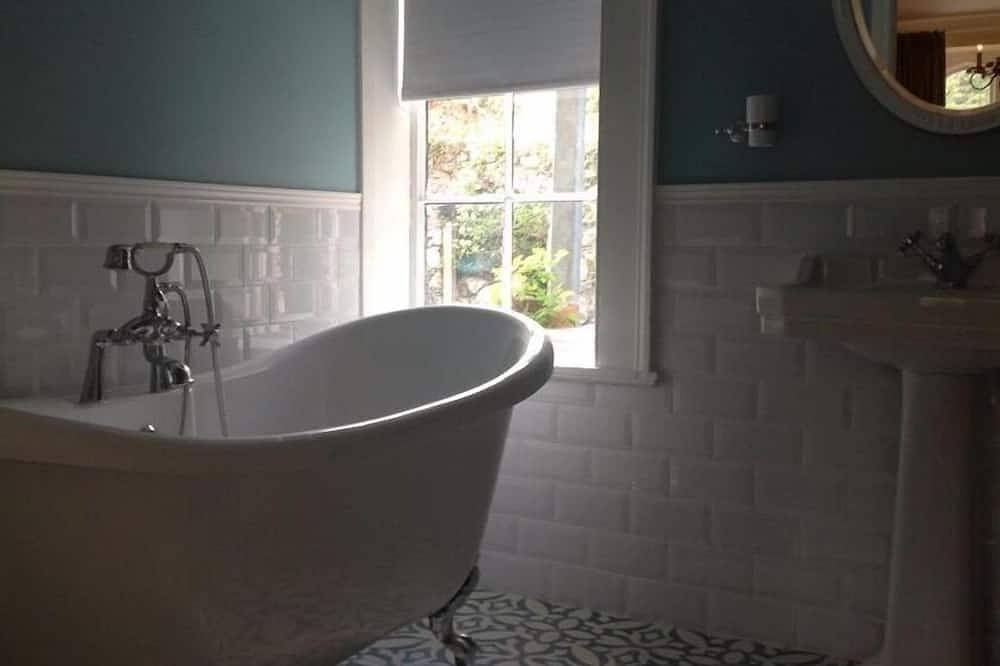 Entire apartment, Narrow Water Castle Self Catering Accommodation in County Down
